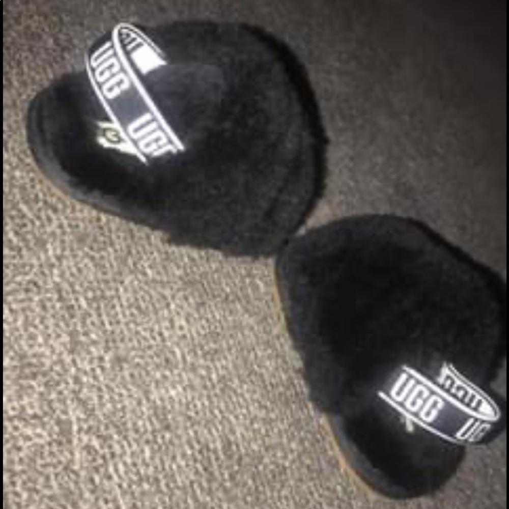 Baby uggs size 2/3